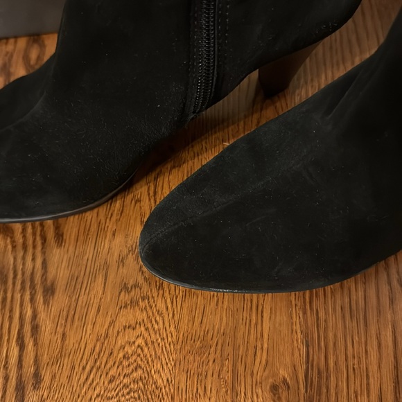 La Canadienne Black Suede Boots - Picture 3 of 4
